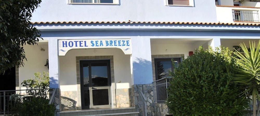 Hotel Sea Breeze สกาเลอา ภายนอก รูปภาพ